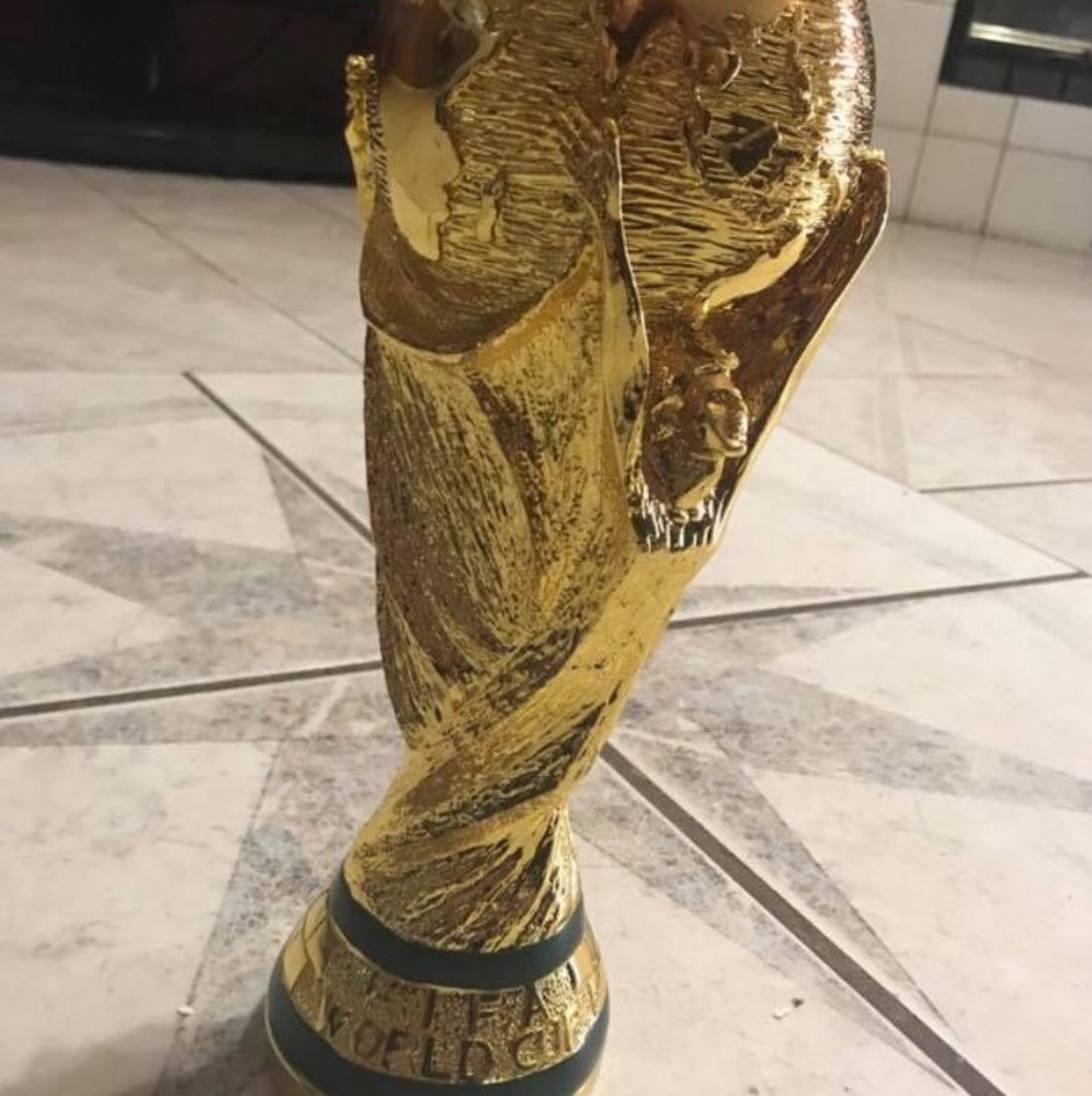 Black Friday sales!!!World Cup 36cm only few left !! - Picture 3 of 4